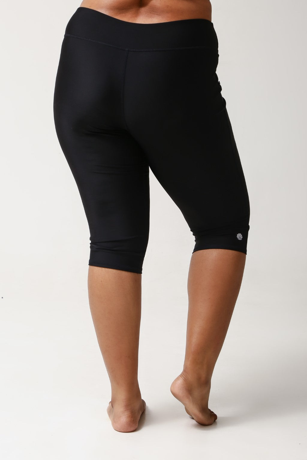 Lanuuk Capri Swim Tights - Black | Cropped Shorts Swimming Leggings Modest Swimwear Burkini